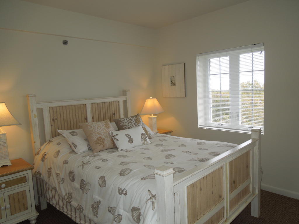 Montauk Manor Hotel Phòng bức ảnh A bedroom